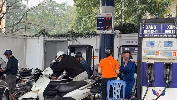 Đề xuất cơ chế tạm ứng cho Quỹ bình ổn giá xăng dầu