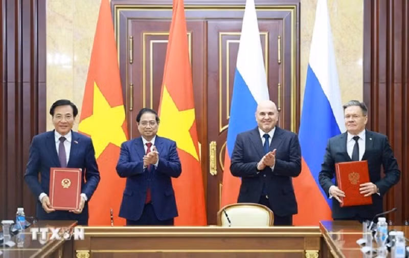 Luận điệu lợi dụng bất ổn an ninh năng lượng toàn cầu để xuyên tạc hoạt động đối ngoại của Việt Nam -0