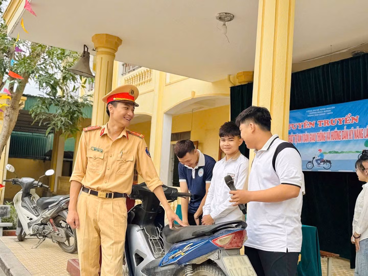 Hiệu quả từ mô hình “ 3 cùng với thanh niên” -0