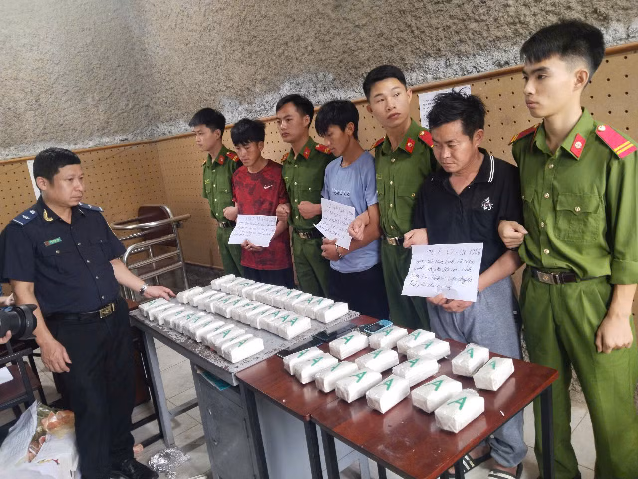 Chặn “mạch ngầm” ma túy từ kiểm soát xuất nhập khẩu tiền chất -0