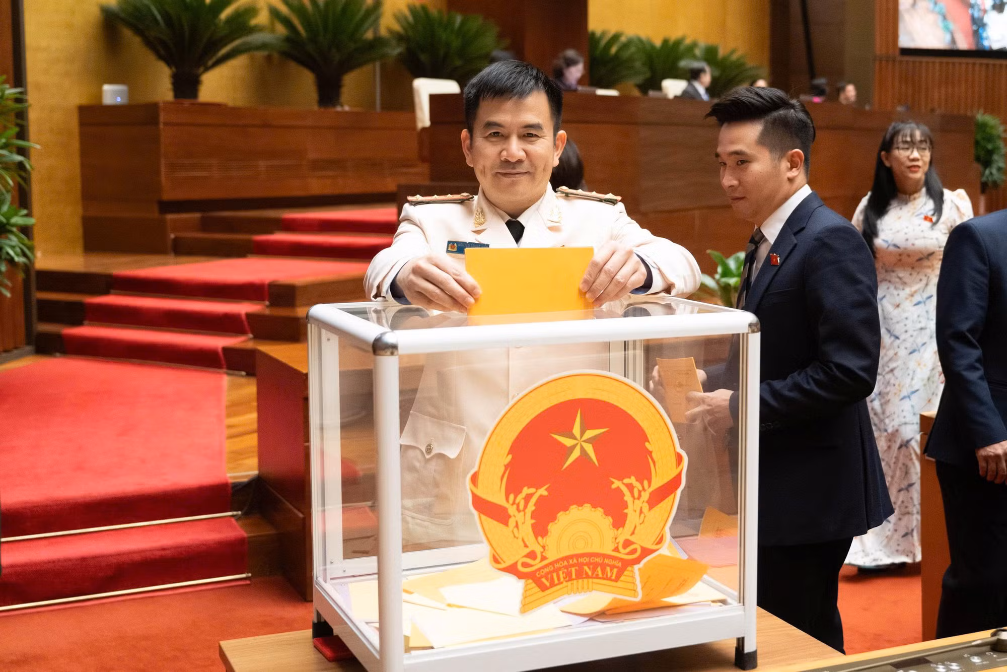 Đồng chí Nguyễn Văn Quảng tiếp tục được bầu làm Chánh án TAND tối cao -0