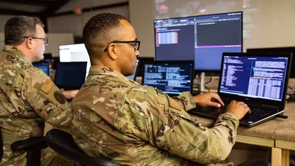 “Cyber warfare” và quy luật mới của chiến tranh hiện đại