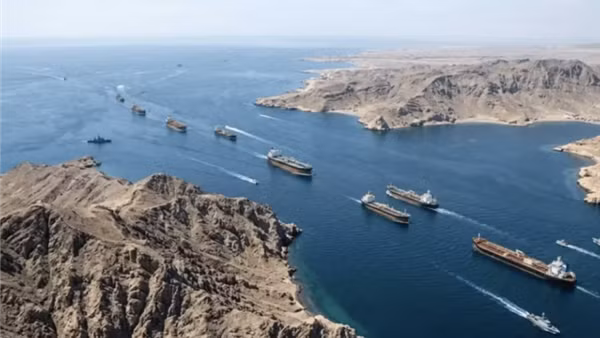 Tranh cãi kịch bản Iran – Oman thu phí qua Hormuz trong hai tuần ngừng bắn