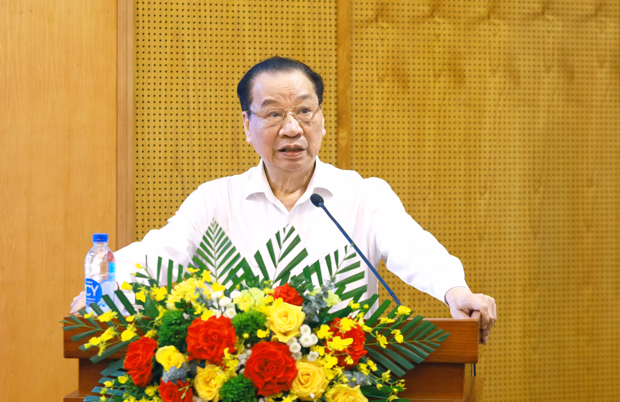 Phát huy vai trò báo chí, trí thức, văn nghệ sĩ trong triển khai Nghị quyết Đại hội XIV -0