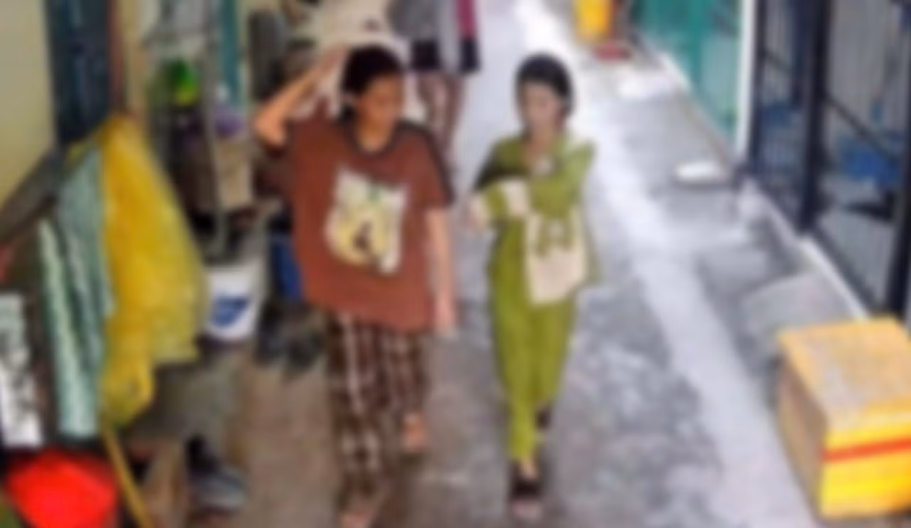 Phụ huynh lơ là, trẻ em đuối nước thương tâm trên kênh rạch -0