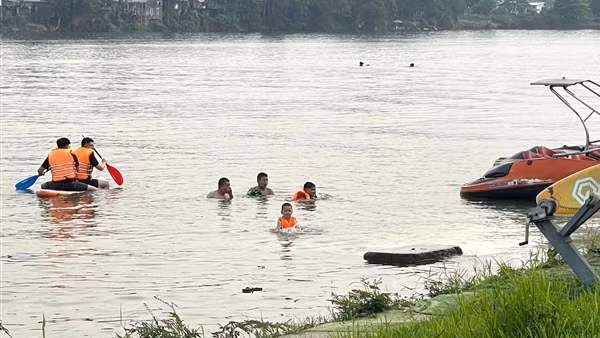 Cảnh báo gia tăng tai nạn đuối nước thương tâm ở trẻ em vào mùa nắng nóng