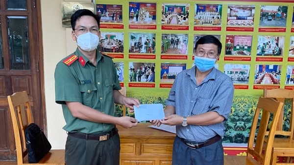 Nhận diện những cạm bẫy Tình - Tiền trên mạng