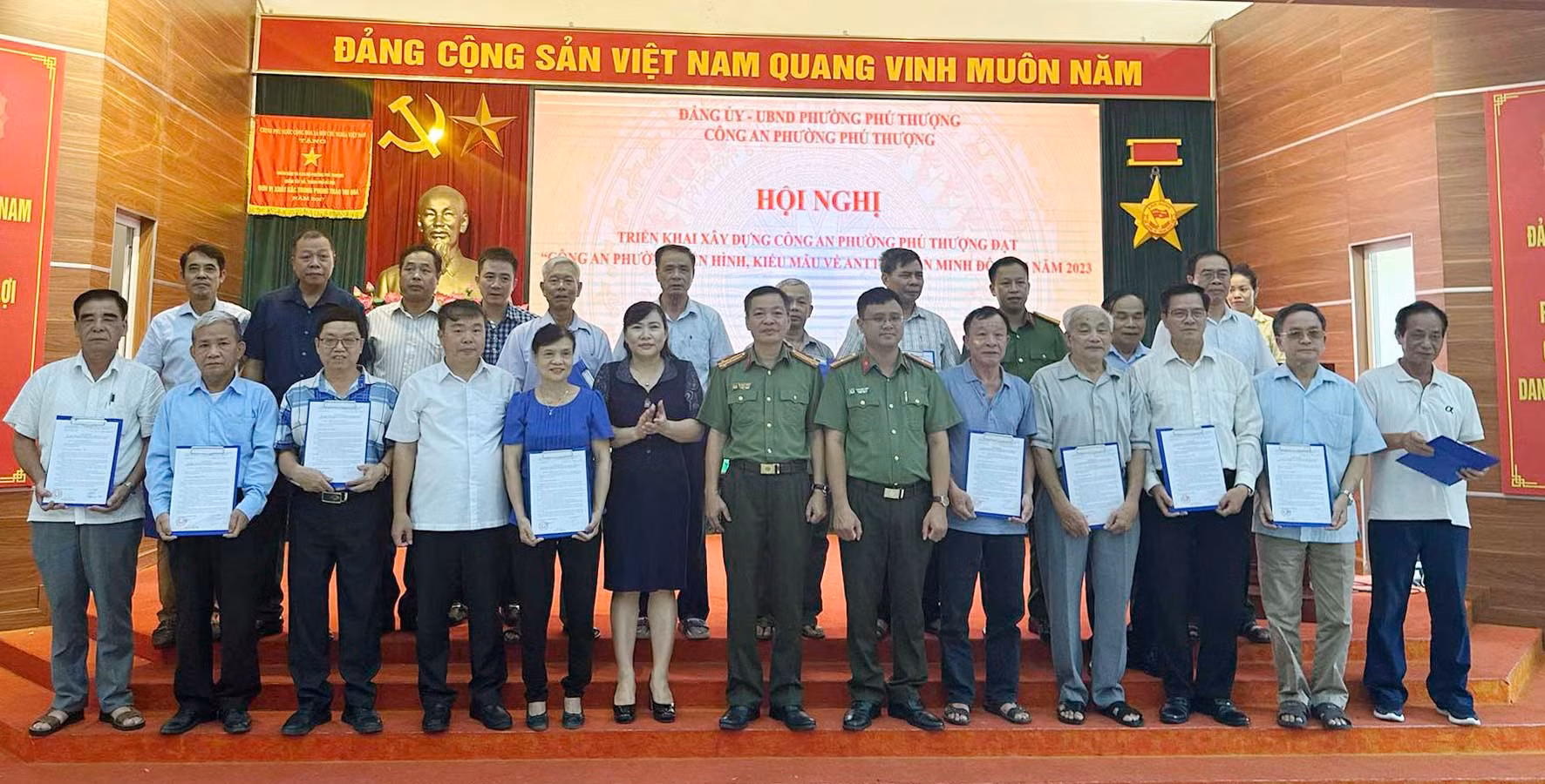 Công an phường Phú Thượng đặt mục tiêu thành “Công an phường điển hình, kiểu mẫu về ANTT