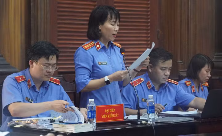 Cựu Tổng giám đốc Công ty Công nghiệp Sài Gòn bị đề nghị từ 7 -8 năm tù -0