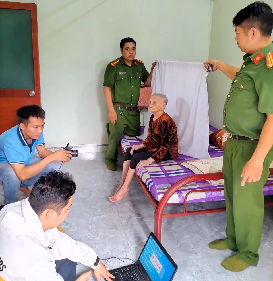 Công an Đắk Nông hoàn thành cấp CCCD cho 100% công dân đủ điều kiện -0