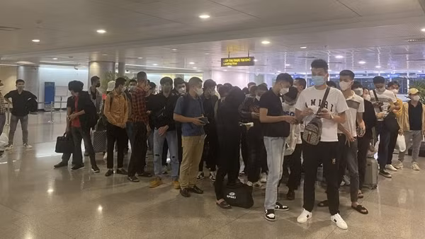 60 công dân Việt Nam được giải cứu&nbsp;ở Philippines&nbsp;đã về&nbsp;nước