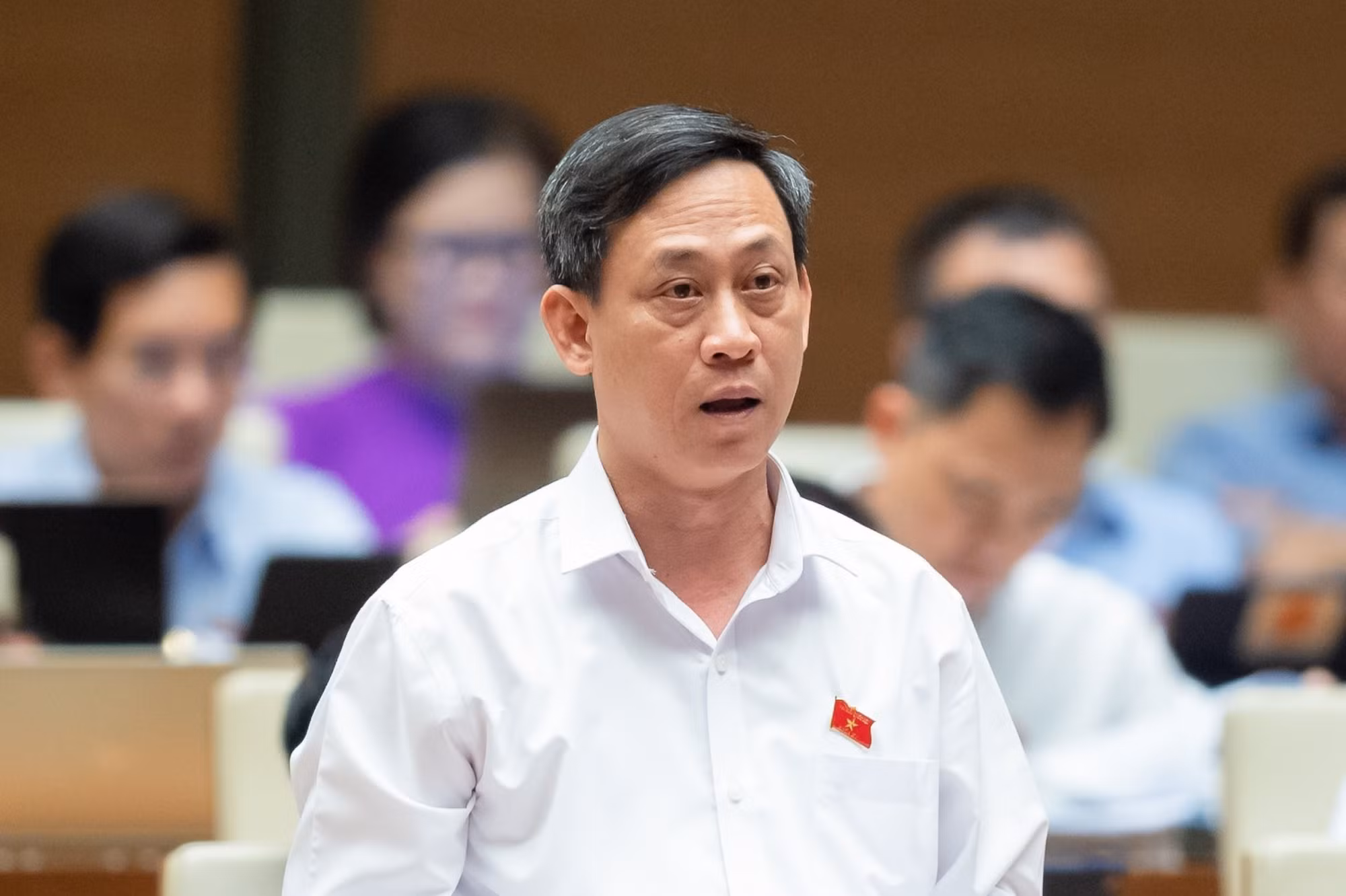 Đại biểu than quy chuẩn PCCC gây khó cho doanh nghiệp, Bộ trưởng Bộ Xây dựng giải trình -0