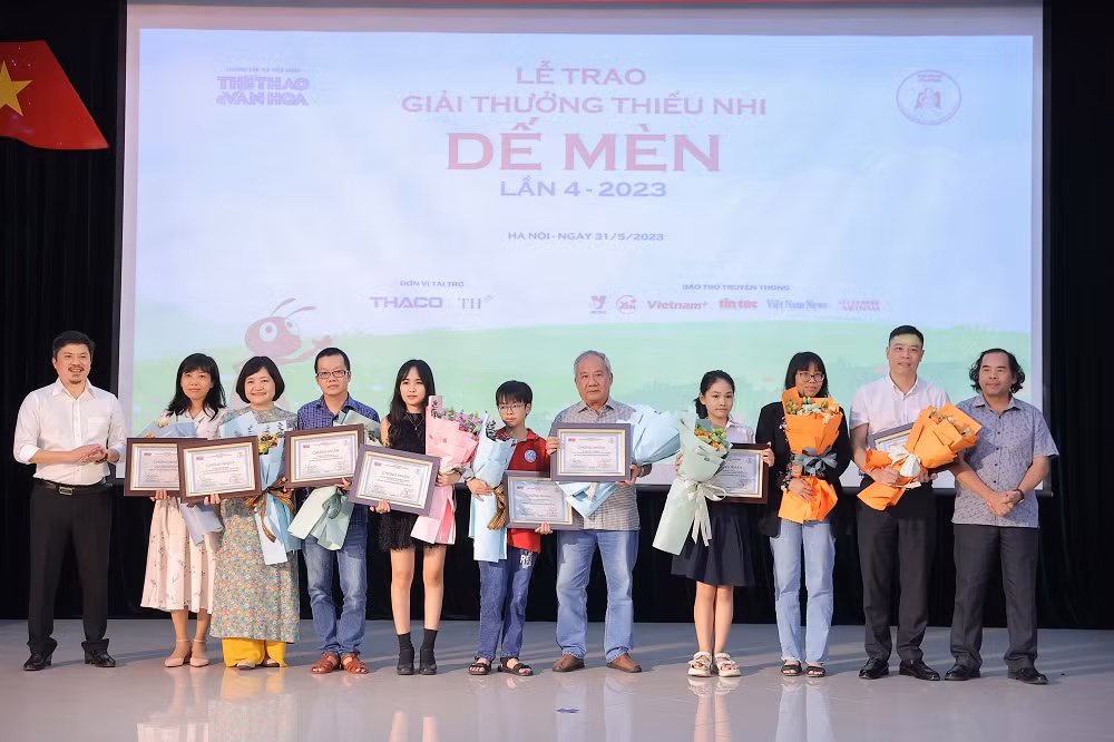 Trao giải thưởng thiếu nhi Dế Mèn lần thứ 4-2023 -0