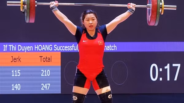 Cử tạ Việt Nam chậm thay đổi theo thế giới