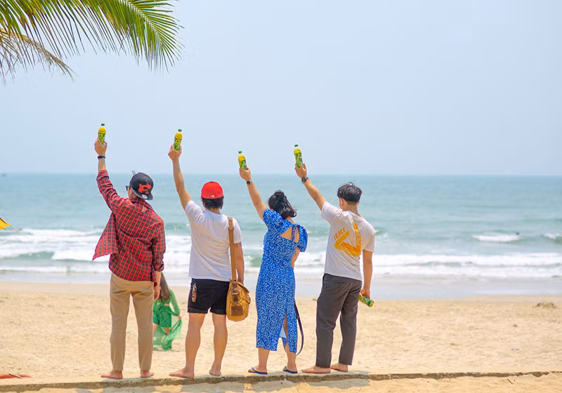 Nhiều bạn trẻ “trốn” nóng ở Đà Lạt, Đà Nẵng để giải nhiệt cuộc sống trước hè -0