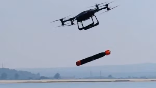 Drone - mối nguy tiềm tàng của các hạm đội tàu ngầm hạt nhân