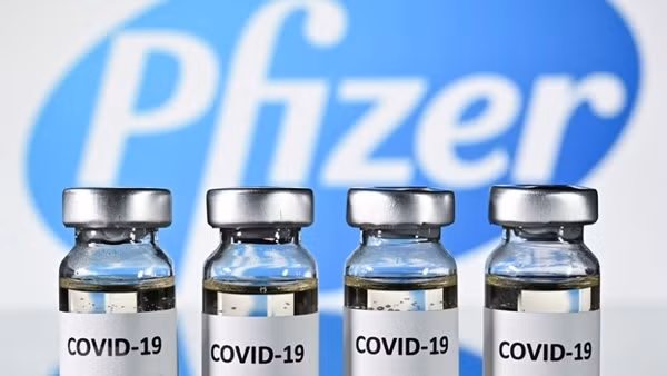 Việt Nam tiếp nhận 2.633.670 liều vaccine Pfizer do Hoa Kỳ trao tặng ảnh 1