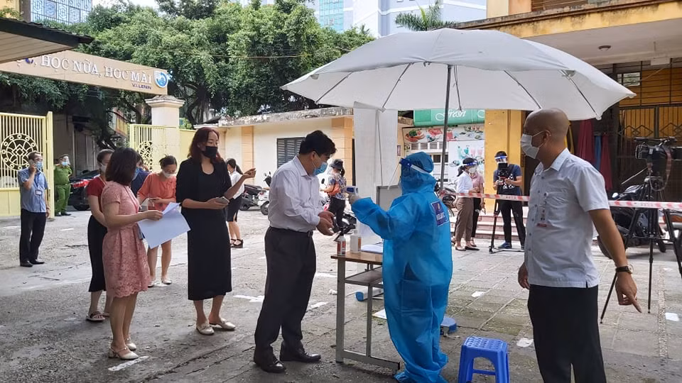 Trưa nay, Hà Nội thêm 50 ca mắc mới, có 23 ca ở quận Thanh Xuân -0