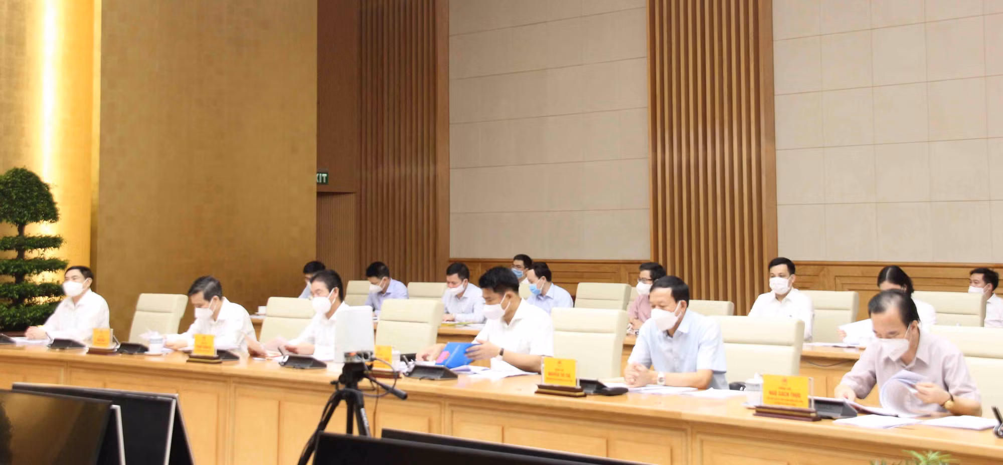 Hội đồng Tư vấn đặc xá xét duyệt hồ sơ đề nghị đặc xá năm 2021 -0