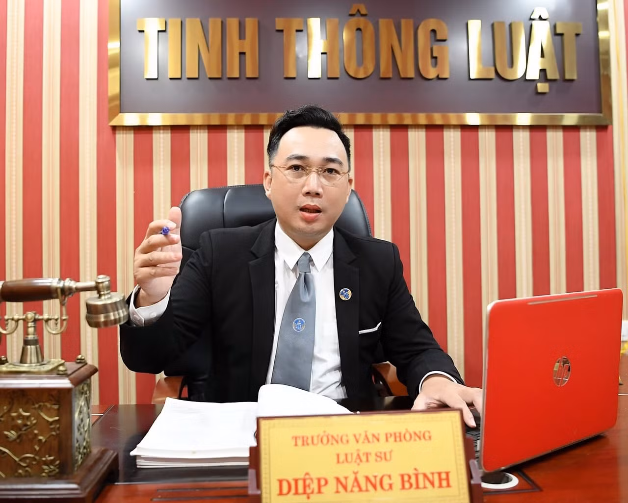 Thấy gì từ một 