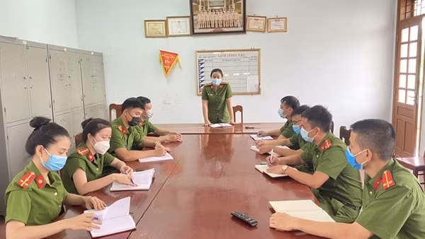 Nữ Đội trưởng được đồng đội tin yêu, nhân dân mến phục
