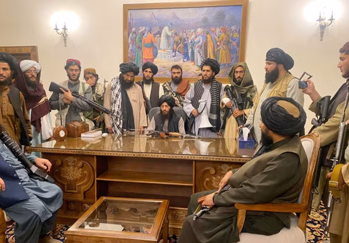 Khi sứ mệnh của phương Tây ở Afghanistan sụp đổ -0