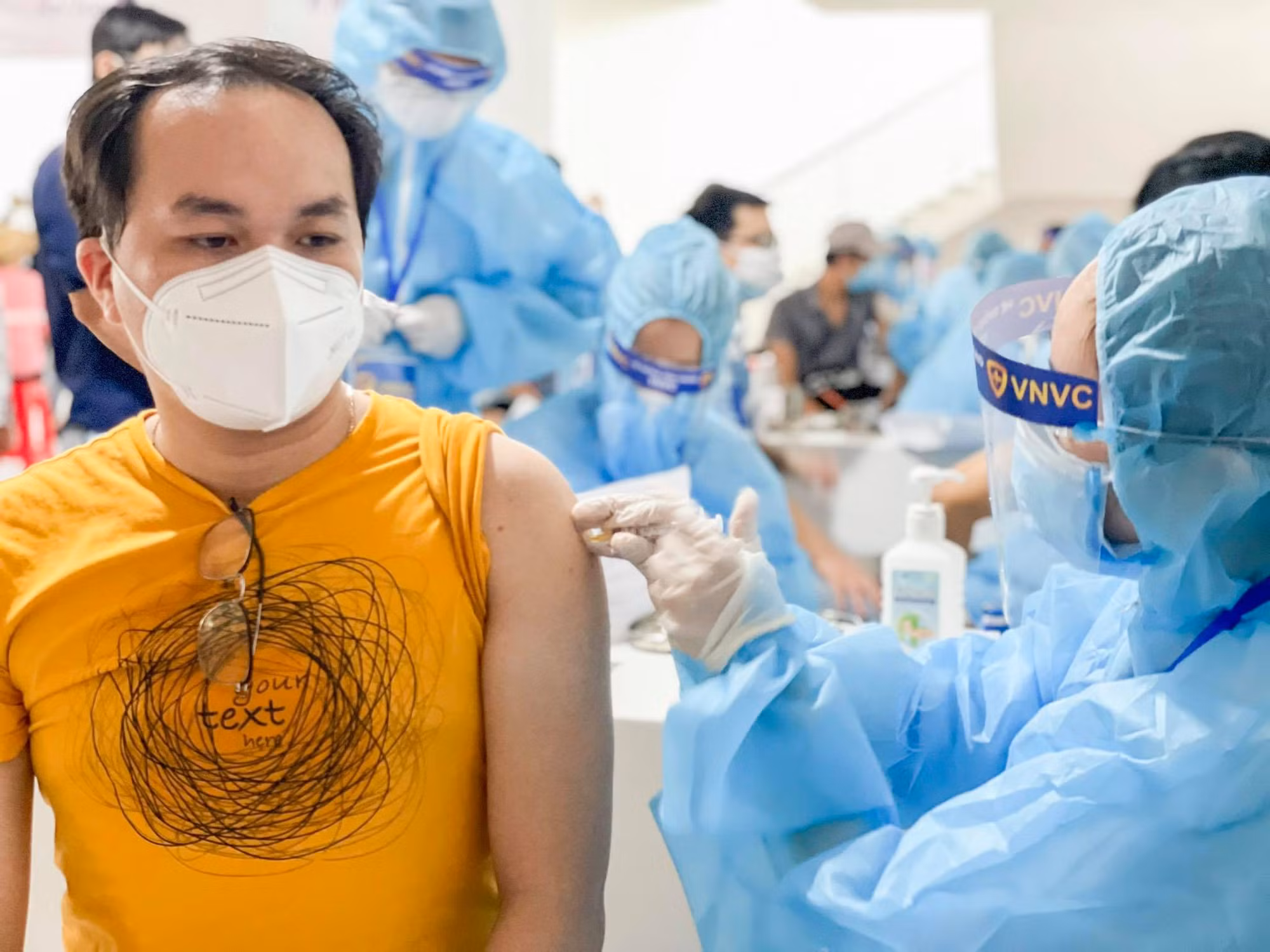 Bộ Y tế phê duyệt bổ sung vaccine Pfizer của Mỹ sử dụng tại Việt Nam -0