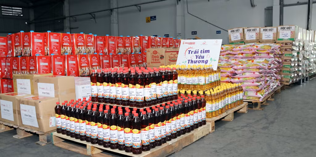 Báo CAND: Sẻ chia với bà con&nbsp;đang vật lộn với khó khăn trong đại dịch -0
