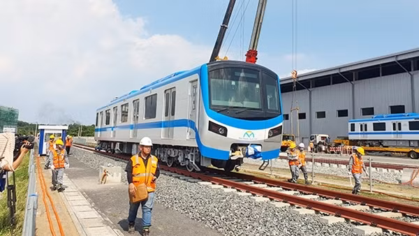 Háo hức chờ ngày được đi lại bằng Metro