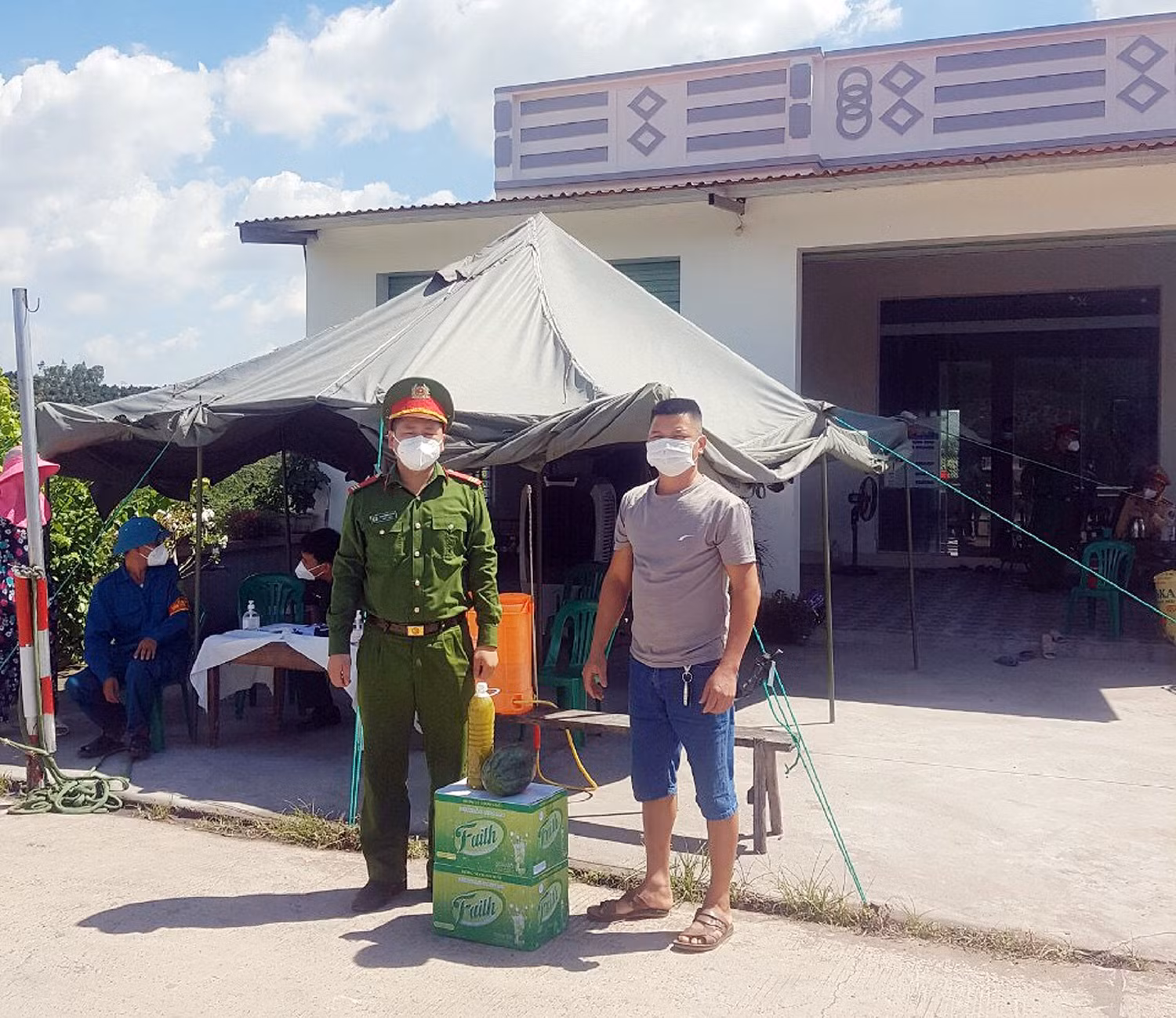 Trang 19_số đặc biệt_Tuổi trẻ CAND xung kích, tình nguyện vì nhân dân phục vụ -0