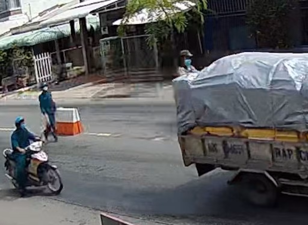 Bắt đối tượng truy nã nhiễm HIV thời kỳ cuối, nghi nhiễm COVID-19 -0