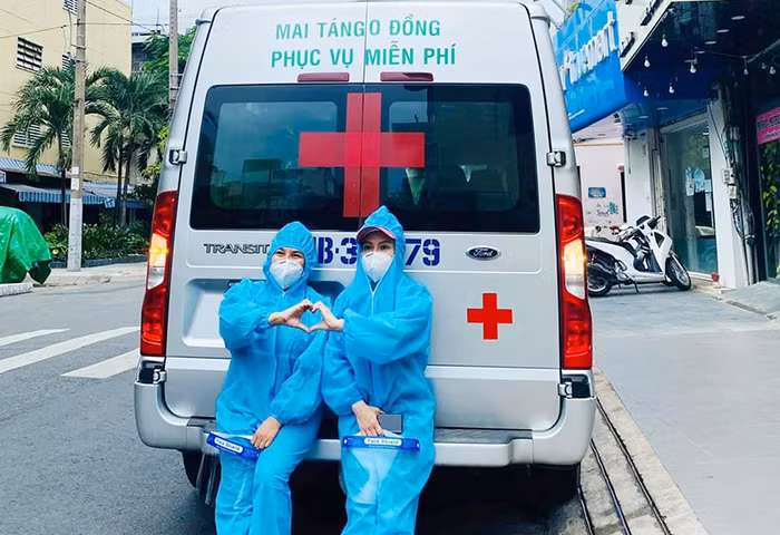 Chuyến xe đặc biệt trong tâm dịch -0