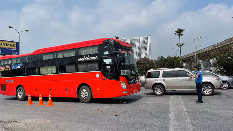 Hơn 11.500 vi phạm hành chính trong lĩnh vực giao thông vận tải bị xử lý -0