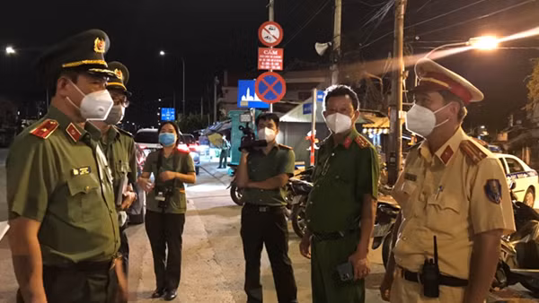 Công an TP Hồ Chí Minh sẵn sàng cho ngày thành phố nới lỏng giãn cách xã hội ảnh 6