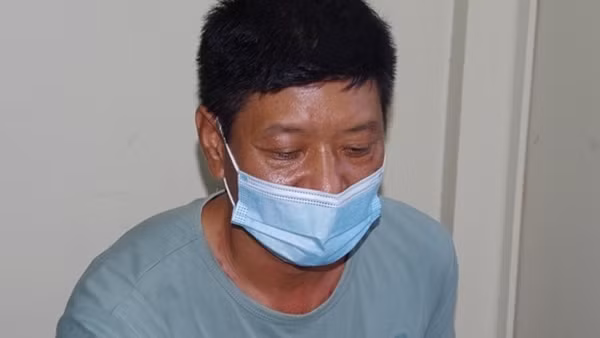 Tạm giữ hình sự nghi phạm sát hại bạn gái ngay tại phòng trọ