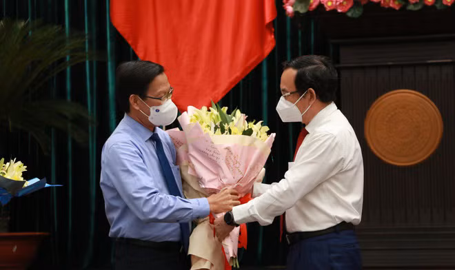 Ông Phan Văn Mãi được bầu giữ chức Chủ tịch UBND TP Hồ Chí Minh -0