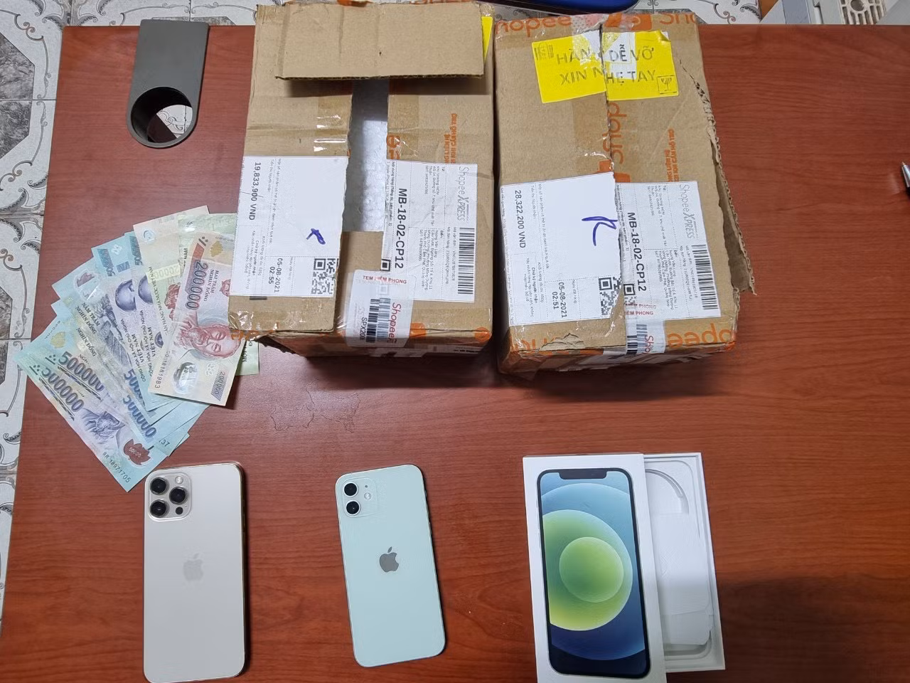 Phá chuyên án bắt 2 đối tượng cướp tài sản của người giao hàng Công ty Shopee -0