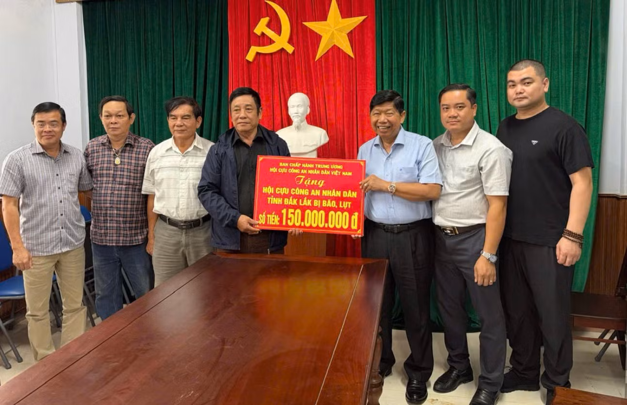Nghĩa tình đồng đội đến với các đồng chí cựu CAND Đắk Lắk, Khánh Hoà -0