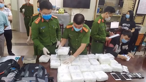 Truy tố các đối tượng "bay lắc" trong Bệnh viện Tâm thần Trung ương I