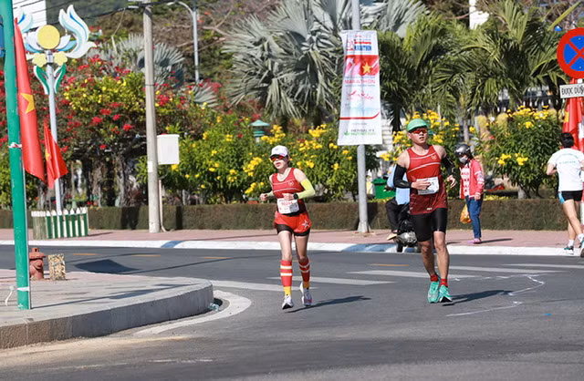 Agribank đồng hành cùng Giải Vô địch quốc gia Marathon và cự ly dài Báo Tiền Phong năm 2022 -0