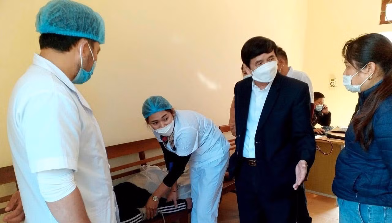 Xem xét kỷ luật Đảng đối với Giám đốc CDC Nghệ An trong vụ kit test Việt-Á
