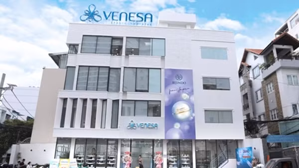 Venesa chạm mốc 12 trung tâm chăm sóc sắc đẹp trên toàn quốc ảnh 4