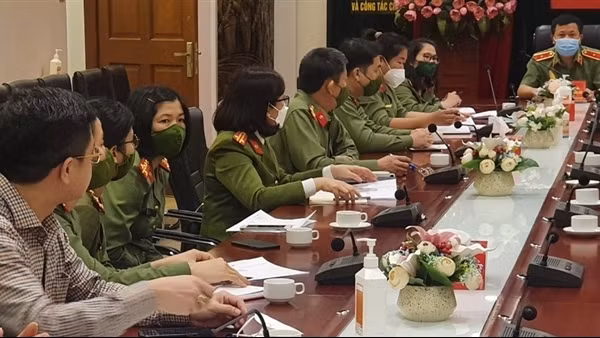 Tôn vinh sách và cổ vũ văn hoá đọc trên cả nước ảnh 3