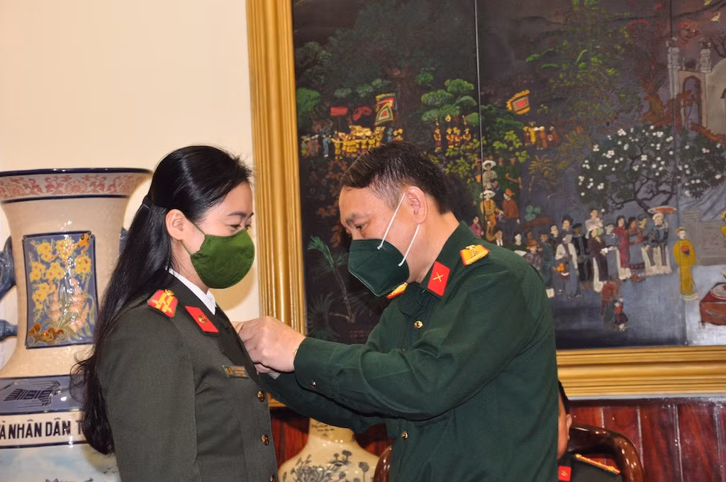 Dâng hương tưởng niệm Chủ tịch Hồ Chí Minh và các Anh hùng liệt sĩ -0