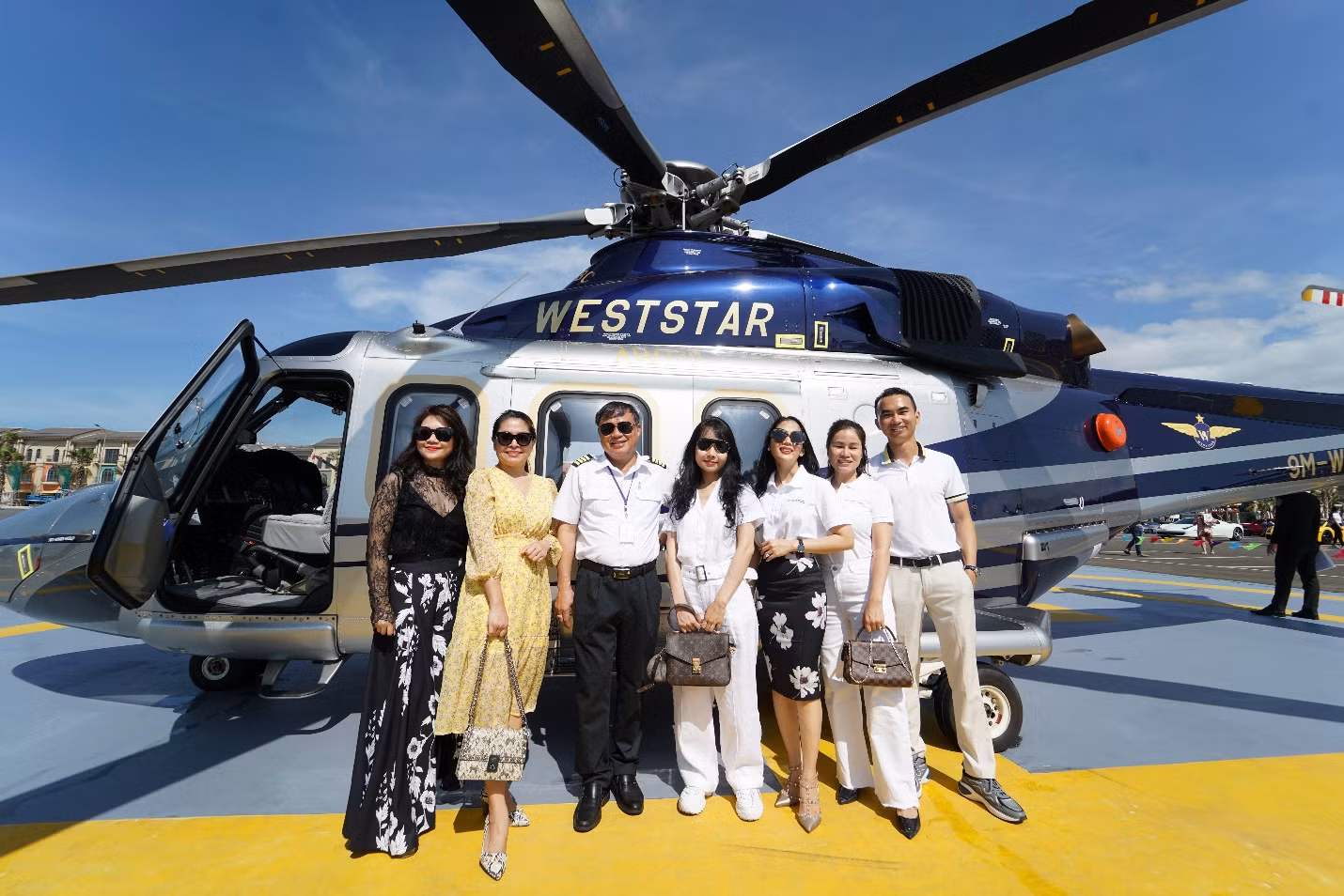 Novaland và Vietstar Airlines: Triển khai dịch vụ vận chuyển trải nghiệm và cấp cứu y tế bằng trực thăng và máy bay phản lực thương gia -1