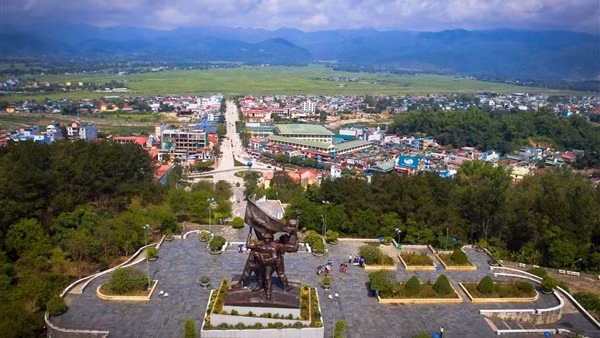 Mưa giông từ Bắc vào Nam; cảnh báo lũ quét, sạt lở đất nhiều nơi ảnh 2
