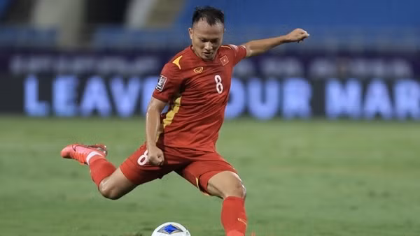 Trọng Hoàng đối diện nguy cơ giải nghệ