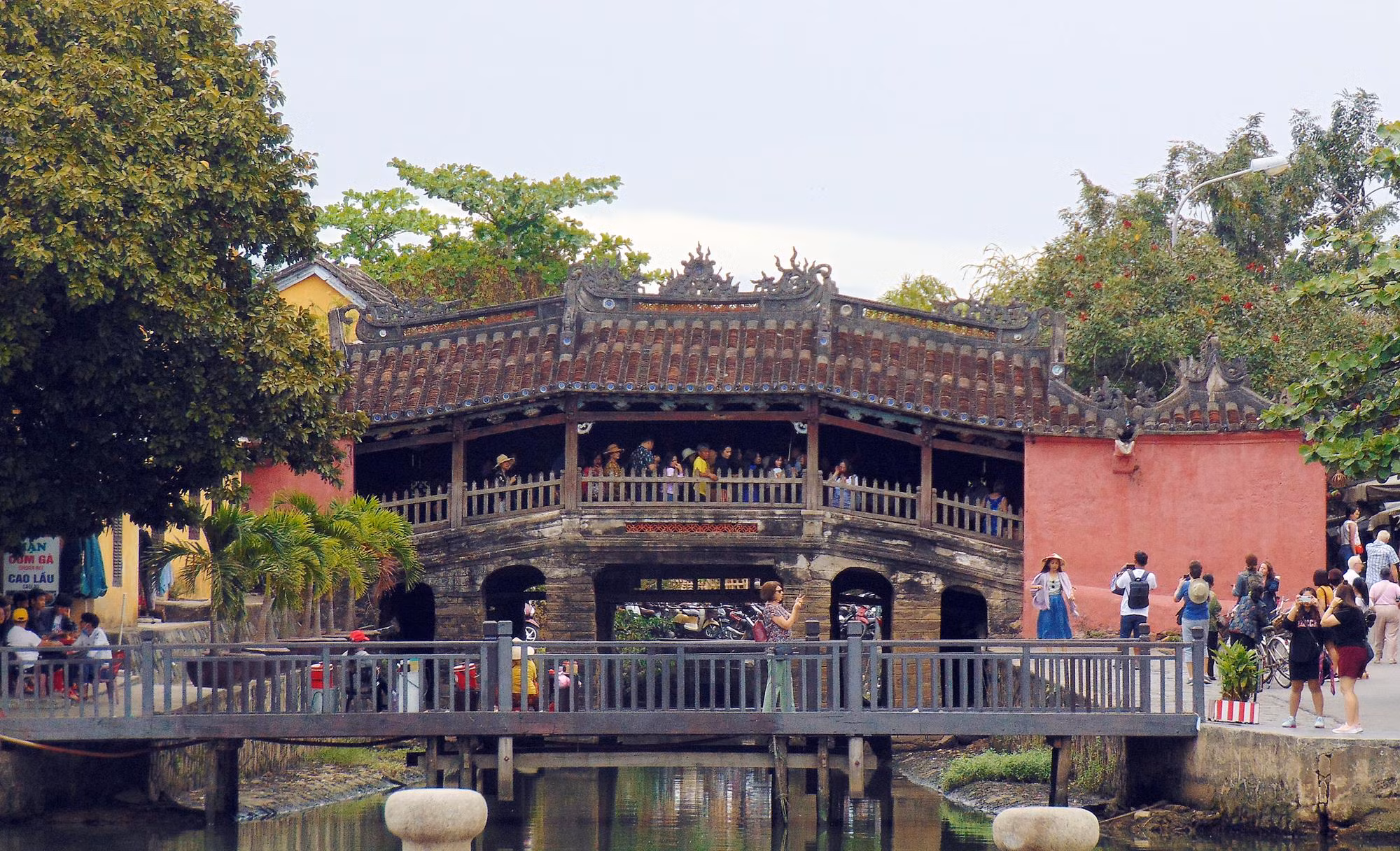 Chi gần 17 tỷ đồng tu bổ di tích Chùa Cầu -0
