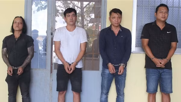 Khai thác cát, sỏi trái phép để thi công cao tốc Cam Lộ - La Sơn ảnh 2