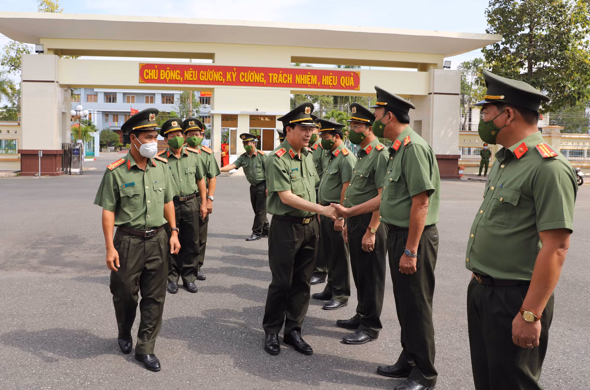 Thứ trưởng Lê Quốc Hùng làm việc tại Công an tỉnh Bạc Liêu -0
